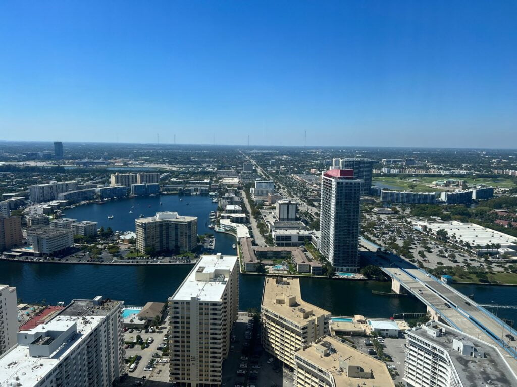 1830 S Ocean Dr APT 4607, Hallandale, FL 33009 7 6402fd644a209e38b3371291 IMG 5378 p 2000