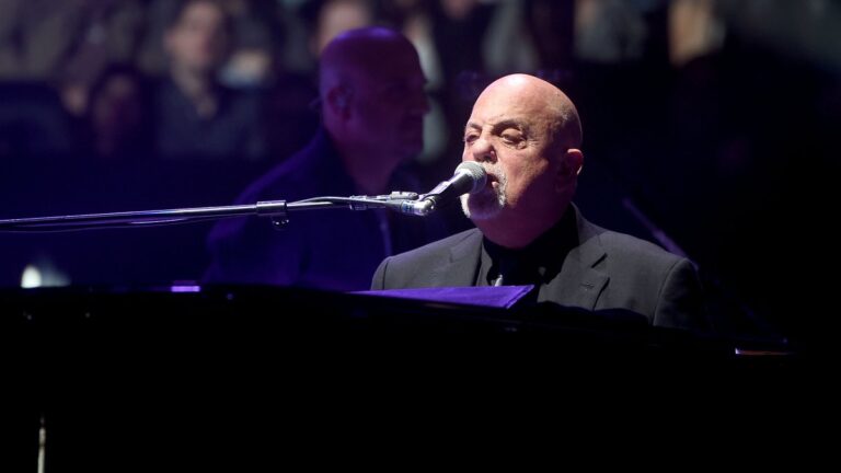 Billy Joel Lists 26-Acre Long Island Waterfront Estate for $49 Million 5 Billy Joel Lists 26-Acre Long Island Waterfront Estate for $49 Million