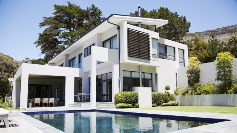 Selling Sunset's Emma Hernan and other experts say now is the time to buy a house: 'It's one of the best investments you could make' 2 Selling Sunset’s Emma Hernan and other experts say now is the time to buy a house: ‘It’s one of the best investments you could make’