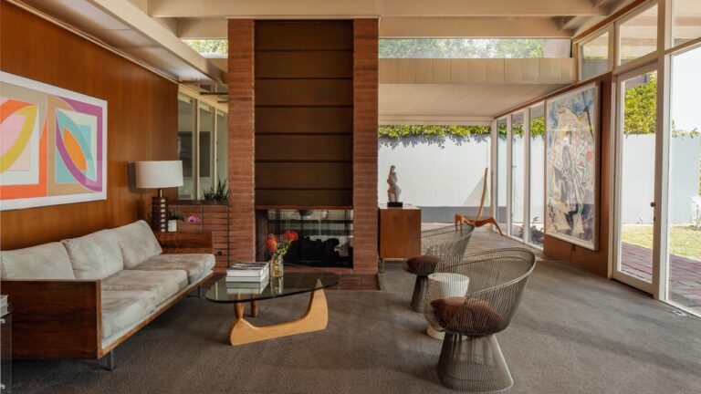 Meg Ryan and Dennis Quaid’s Former Abode Is for Sale, a Case Study House Lists for $11.9 Million, and More Real Estate News 1 Meg Ryan and Dennis Quaid’s Former Abode Is for Sale, a Case Study House Lists for $11.9 Million, and More Real Estate News