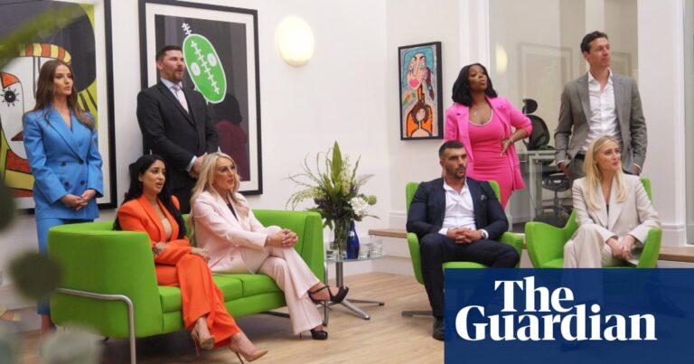 Selling Super Houses: every one of these wannabe estate agents is utterly useless 3 Selling Super Houses: every one of these wannabe estate agents is utterly useless