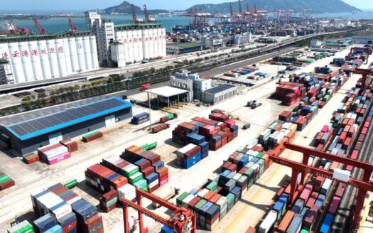 230914183938 china shipping containers