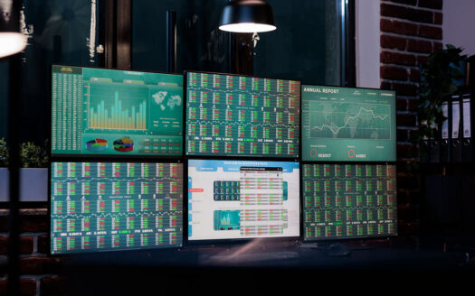 bloombergquint2F2022 062F624c847c ede2 4bf9 b9ee fdb620c6aa232FMultiple screen displaying financial data charts stock figures Source freepik