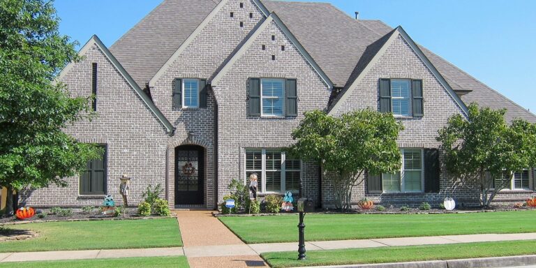 How much do Memphis homebuyers need to make to afford a media-priced home? Income level has gone up.