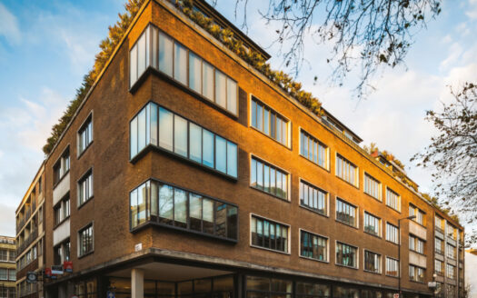 T5 Box out image 18 30 Clerkenwell Road