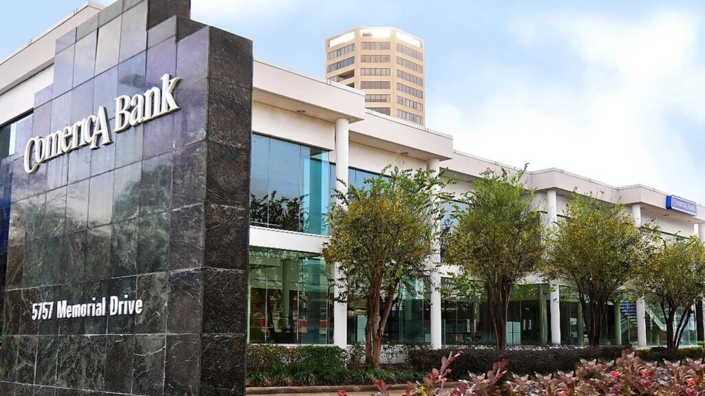 14231221 122723 ktrk cm comerica bank desi IMG