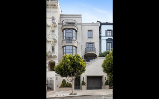 san franciscos russian hill mansion sells for half its asking price amid real estate shift 1
