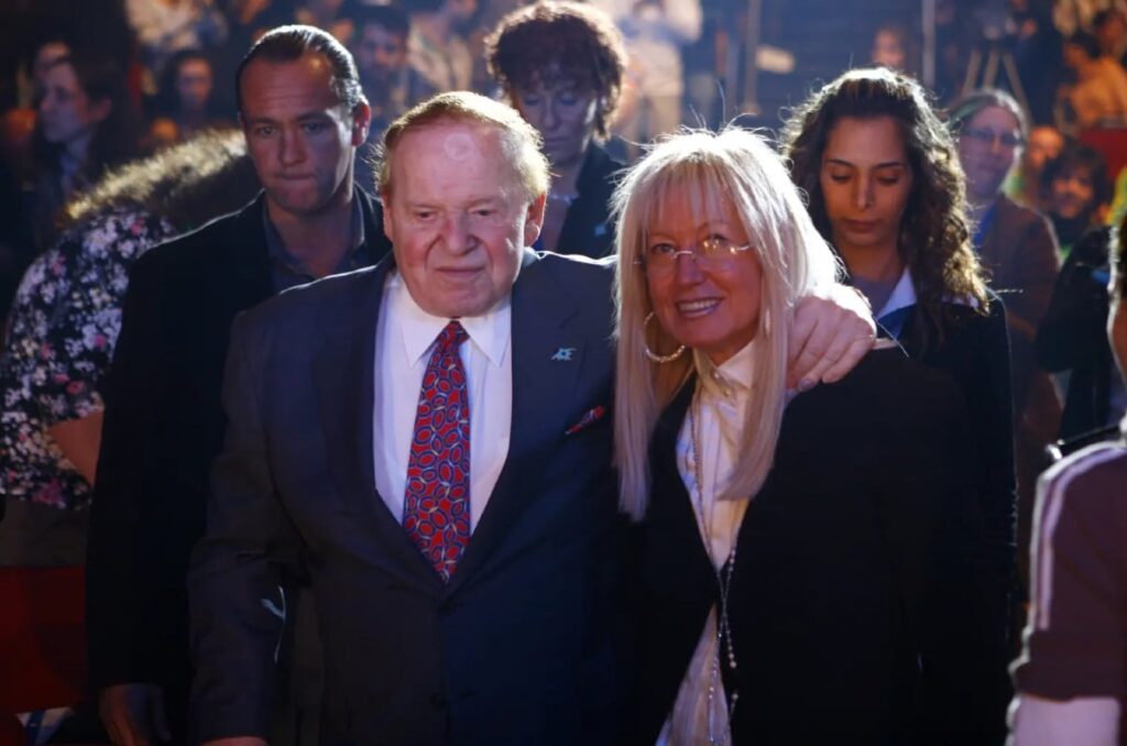 Adelson, Dumont Families Gain Control Of Key Dallas Real Estate 9 4368
