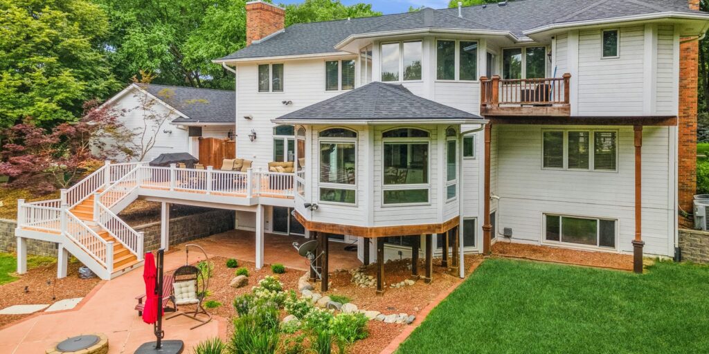 72058981007 604 grand oaks dr west des moines rear of property