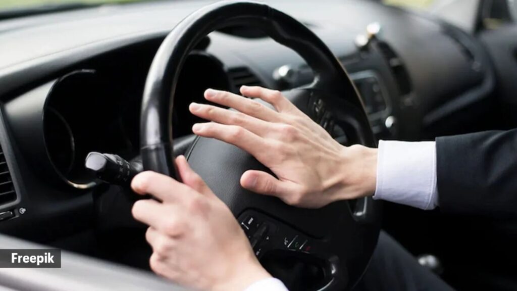 Pune road rage: Real estate broker attacked for honking at car being driven rashly 8 hny24 52