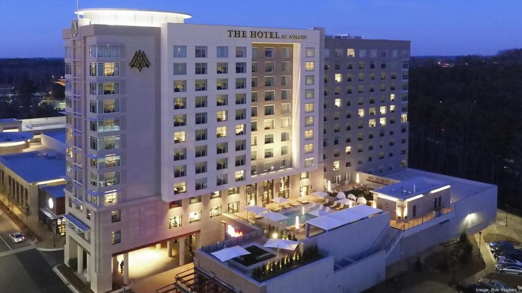 the hotel avalon exterior11200xx2000 1125 0 236