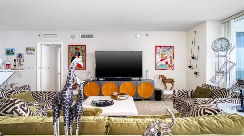 magnificent condo with breathtaking ocean view interior gym