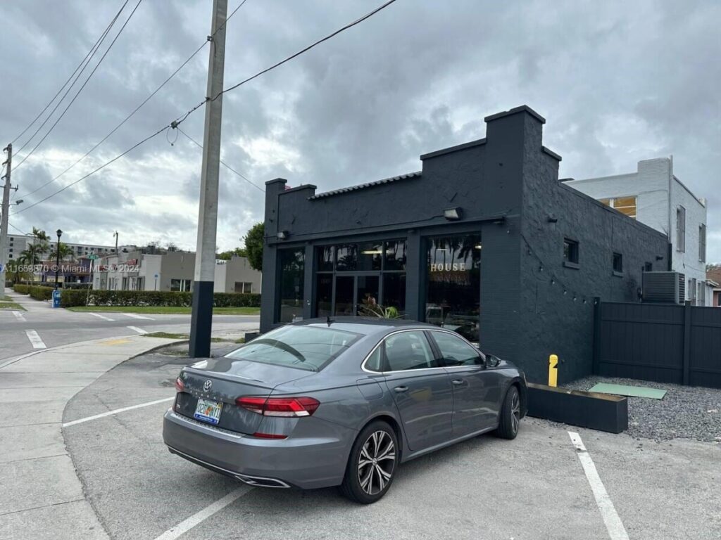 Andrey Rossin Commercial Lease Florida for rent