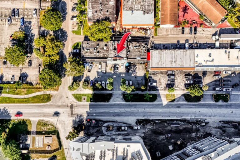 Closed Deal 2025:Long term NNN lease North Miami Beach !