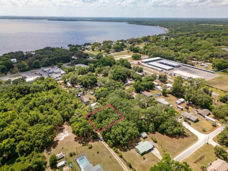 Closed deal 2025: sold vacant residential lot close to water.